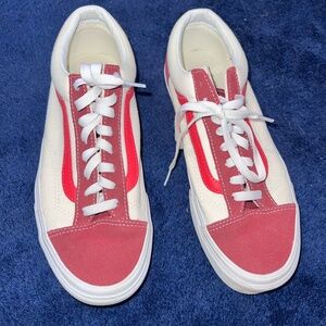 LIKE NEW Red and White Canvas Vans Women's Size 10.